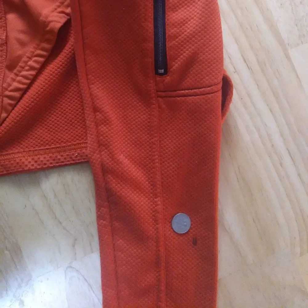 Nike sphere dry